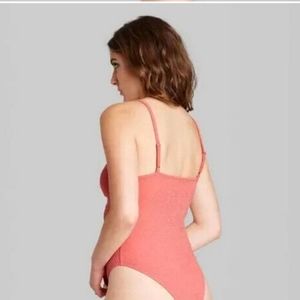 #Q New Coral Women's Keyhole Bodysuit Size xs One piece Adjustable Straps